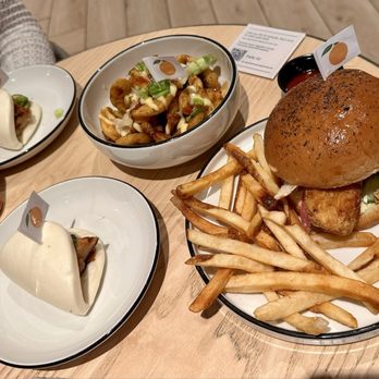 Chase Sapphire Lounge - Airport Lounges Near Me - Las Vegas, Nevada