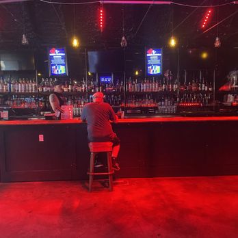 SF Eagle - Main bar - Gay Bars Near Me - San Francisco, California
