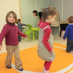 Ecole Montessori St Michel Archange - La fameuse ligne blanche, lieu de l'unité, de la rencontre ...