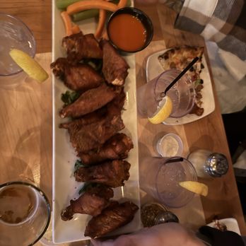 Lake Tahoe AleWorX Reno - Extra Crispy Wings - Brewpubs Near Me - Reno, Nevada