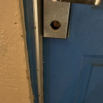 Americas Best Value Inn & Suites Jackson, MI - Busted lock. - Hotels Near Me - Jackson, Michigan Americas Best Value Inn & Suites Jackson, MI - Busted lock. - Hotels Near Me - Jackson, Michigan