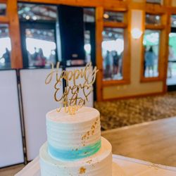 Hawk's View Golf Club - Wedding Cake at Hawk's View Weddings