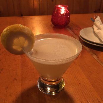 Mambo Italiano Cafe - Lemon Drop Cocktail - Italian Near Me - Bellingham, Washington
