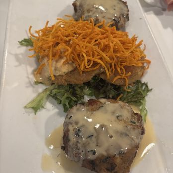 Great Southern Cafe - Crab Cakes and Fried Green Tomatoes - Southern Near Me - Santa Rosa Beach, Florida Great Southern Cafe - Crab Cakes and Fried Green Tomatoes - Southern Near Me - Santa Rosa Beach, Florida