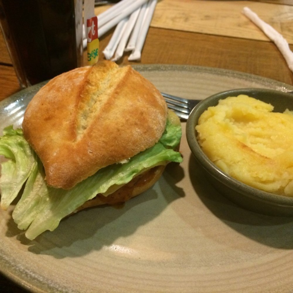 Nando's - Veggie burger with hot sauce! - Fast Food Near Me - Harrow, XGL Nando's - Veggie burger with hot sauce! - Fast Food Near Me - Harrow, XGL
