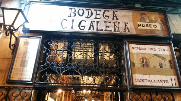 Bodega Cigaleña by null