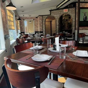 The Goat By David Burke - Dining area - Desserts Near Me - Union Beach, New Jersey
