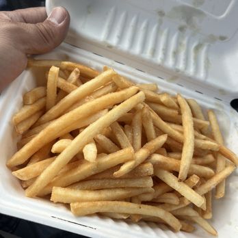 Iron Horse Deli - Skinny fries - Burgers Near Me - Manteca, California