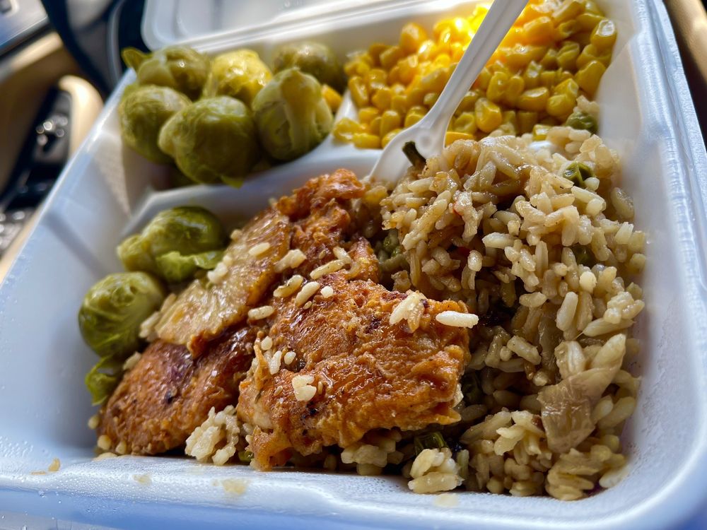 PICCADILLY Updated September 2024 140 Photos & 87 Reviews 4500 Hollywood Blvd, Hollywood