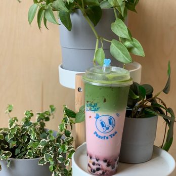 Pearl's Tea - Cumming - Strawberry matcha latte with black pearl. - Coffee & Tea Near Me - Cumming, Georgia