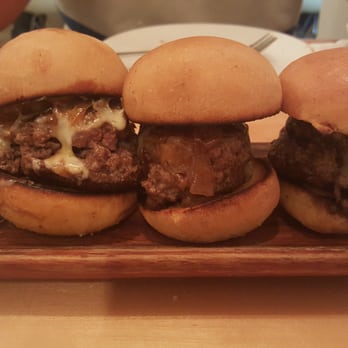 Morgans Restaurant - Beef sliders - New American Near Me - Miami, Florida