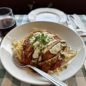 Genovese's Kitchen - Chicken parmigiana - Pizza Near Me - Alhambra, California