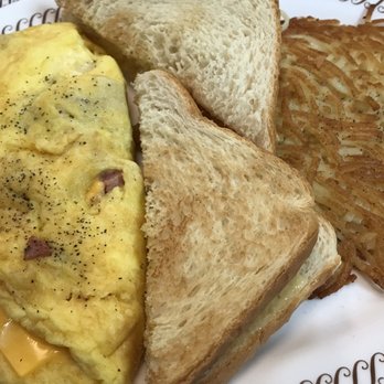 Waffle House - Square cheese omelet - Breakfast & Brunch Near Me - Dandridge, Tennessee