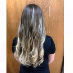 Always In Style - RANDI! She is the best did my bioloage. She always takes her time and its more like going to hang out with your friend.