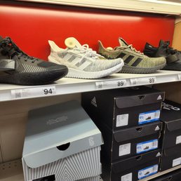 I'm loving the white ones I'm loving the white ones