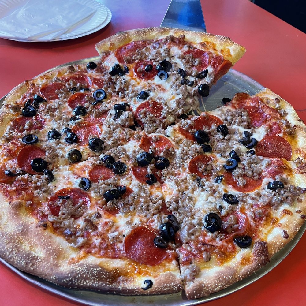 Za Pizza - a pizza with pepperoni and olives - Pizza Near Me - San Francisco, California Za Pizza - a pizza with pepperoni and olives - Pizza Near Me - San Francisco, California