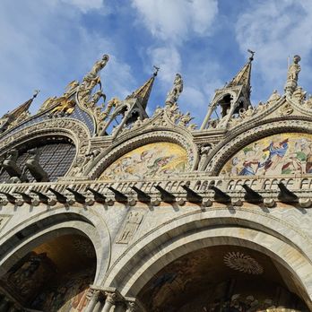 Basilica di San Marco - Sorprendente ;) - Landmarks & Historical Buildings Near Me - Venezia, VE Basilica di San Marco - Sorprendente ;) - Landmarks & Historical Buildings Near Me - Venezia, VE