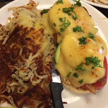 Broken Yolk Cafe - Breakfast & Brunch Near Me - Orange, California Broken Yolk Cafe - Breakfast & Brunch Near Me - Orange, California
