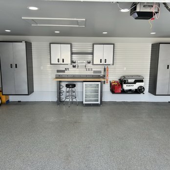 Garage Store - Flooring Near Me - East Dundee, Illinois Garage Store - Flooring Near Me - East Dundee, Illinois