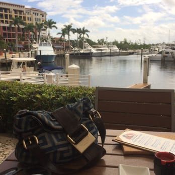 Dive Bar Restaurant - Nice view - Seafood Near Me - Jupiter, Florida Dive Bar Restaurant - Nice view - Seafood Near Me - Jupiter, Florida
