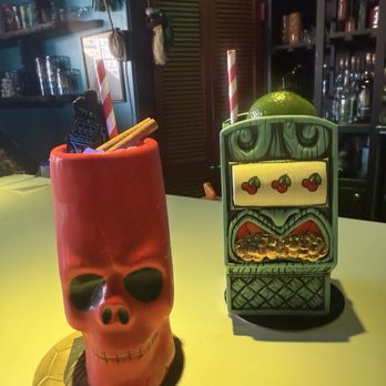 High Roller Tiki Lounge - Tiki Bars Near Me - Solvang, California