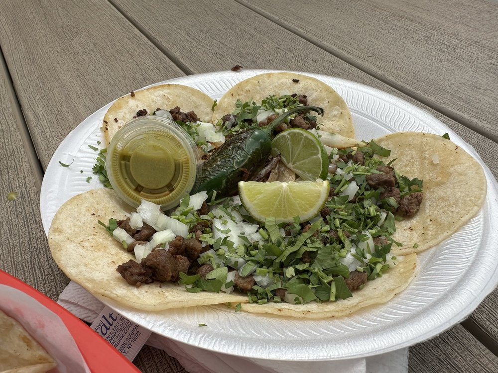 Rico’s Tacos El Primo