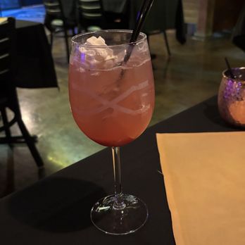 Flying X Speakeasy Lounge - Delicious Velva Rose - Lounges Near Me - Pendleton, Oregon