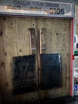 Lacquered Restaurant by null