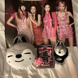 Kpop Story US - I got a free Blackpink poster with my purchase!