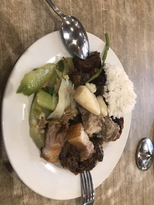 Capampangan Island Grill and Restaurant by null