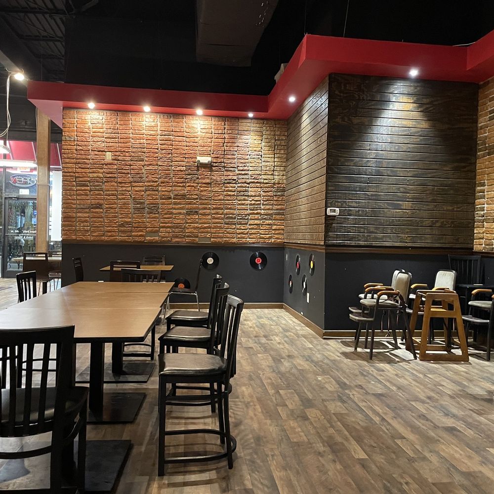 Shwarma King - Seating area - Mediterranean Near Me - Myrtle Beach, South Carolina Shwarma King - Seating area - Mediterranean Near Me - Myrtle Beach, South Carolina
