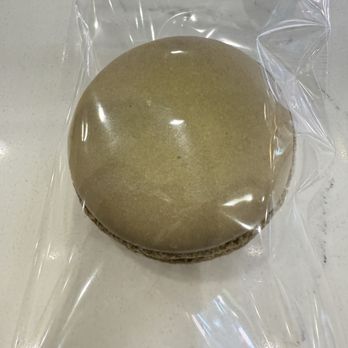 Tous Les Jours - Pistachio macaron - Bakeries Near Me - Blue Bell, Pennsylvania Tous Les Jours - Pistachio macaron - Bakeries Near Me - Blue Bell, Pennsylvania