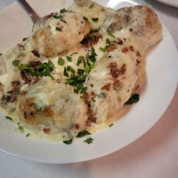 Amano - Blue cheese garlic knots - Pizza Near Me - Las Vegas, Nevada Amano - Blue cheese garlic knots - Pizza Near Me - Las Vegas, Nevada