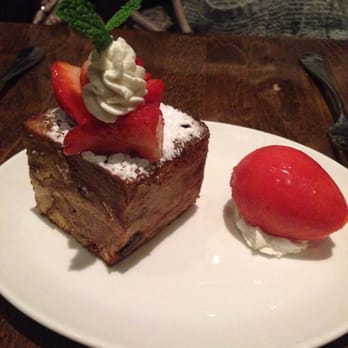 Tableau Bar Bistro - Coconut bread pudding - Bars Near Me - Vancouver, British Columbia