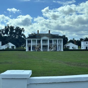 2nd Line Tours - The plantation home used for D'jango unchained. - Bus Tours Near Me - New Orleans, Louisiana 2nd Line Tours - The plantation home used for D'jango unchained. - Bus Tours Near Me - New Orleans, Louisiana