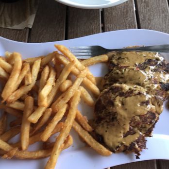 Windjammers on the Pier - Crab cake meal - Seafood Near Me - Navarre, Florida