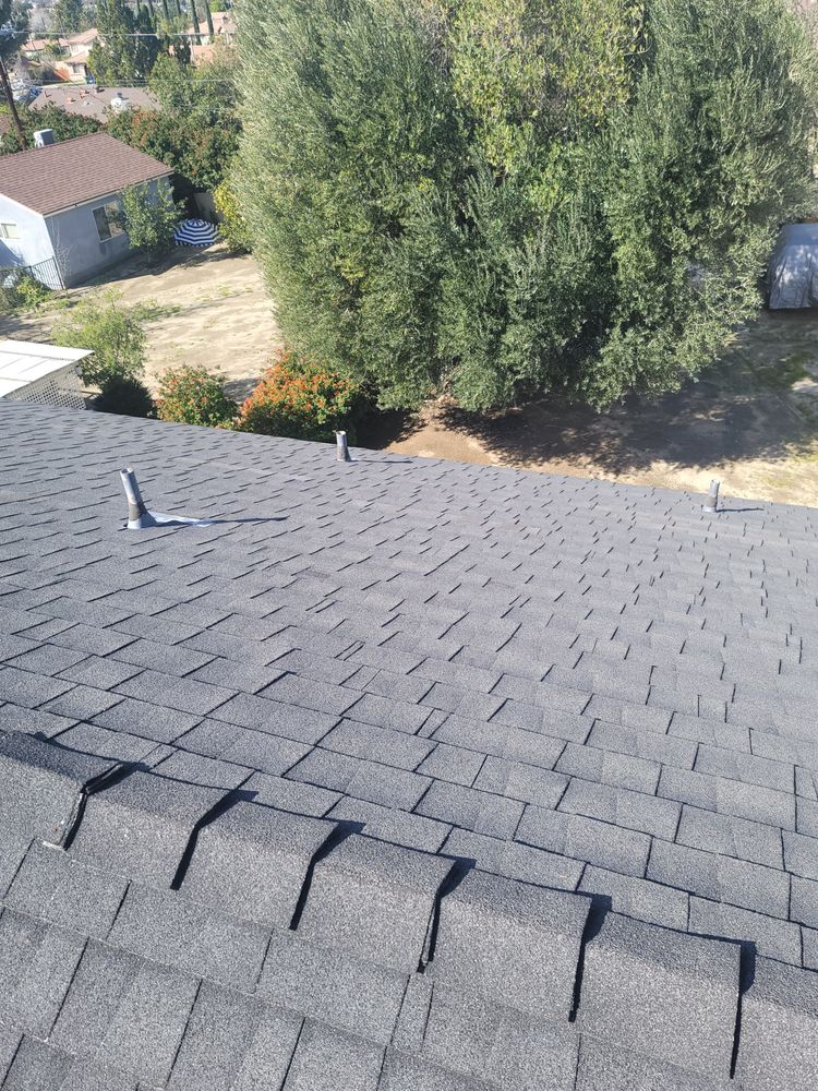 Slide of SG Construction & Roofing