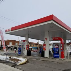 Main Street Esso - Storefront