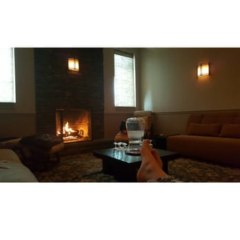 August Moon Spa - Tea. Kimono. Fireplace. Happy Place. - Day Spas Near Me - Ithaca, New York