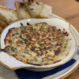 Spinach Artichoke Dip with Toasted Bread Spinach Artichoke Dip with Toasted Bread