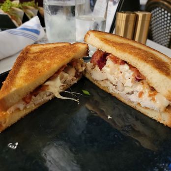 SoLou - Roasted chicken sandwich with Texas toast - New American Near Me - Baton Rouge, Louisiana SoLou - Roasted chicken sandwich with Texas toast - New American Near Me - Baton Rouge, Louisiana
