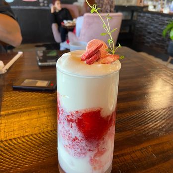Cafe 104 - Strawberry non-caffeine latte - Breakfast & Brunch Near Me - Duluth, Georgia