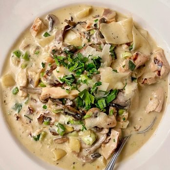 Vagabondo Restobar - pappardelle funghi - Italian Near Me - Toronto, Ontario