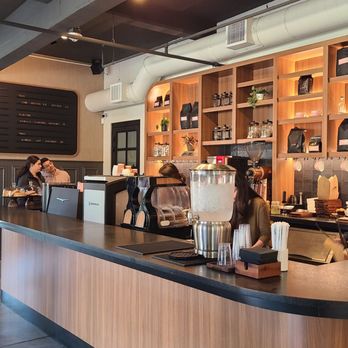 Creme Coffee Social - Coffee & Tea Near Me - San Antonio, Texas