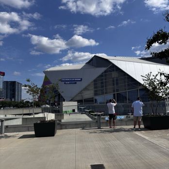 Mercedes-Benz Stadium - Stadiums & Arenas Near Me - Atlanta, Georgia