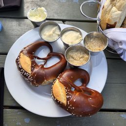 Brezels with beer cheese and tangy mustard