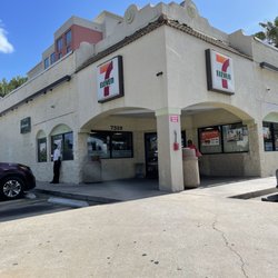 7-Eleven