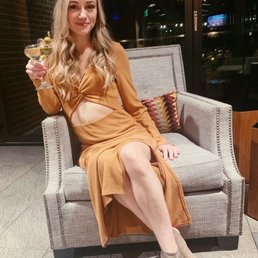 Cute atmosphere & amazing martinis