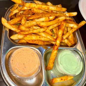 Mazala Pizza - Masala Fries - Halal Near Me - Chicago, Illinois
