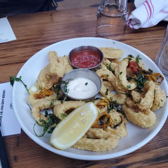 Ainslie - Calamari - Beer Gardens Near Me - Brooklyn, New York